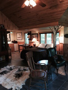 Remington cabin bedroom pic at Ruffed Grouse Lodge in Price County Wisconsin